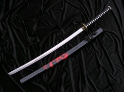 Przejdź do produktu CZARNA KATANA Z CZERWONYM SMOKIEM I STOJAKIEM