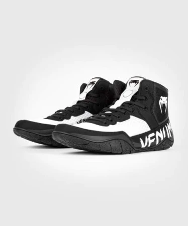 BUTY ZAPAŚNICZE VENUM ELITE BLACK/WHITE