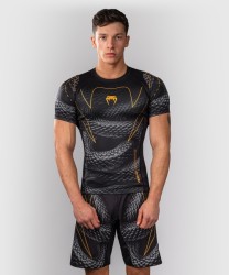 Przejdź do produktu RASHGUARD VENUM MATUPA KRÓTKI RĘKAW BLACK/GREY/GOLD