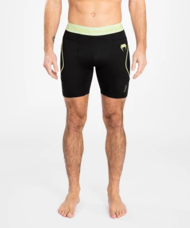 VENUM FUSION 2.0 VALE TUDO SHORTS BLACK/YELLOW