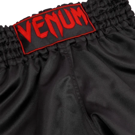 VENUM SPODENKI MUAY THAI CLASSIC BLACK/RED