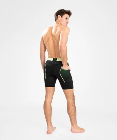VENUM FUSION 2.0 VALE TUDO SHORTS BLACK/YELLOW