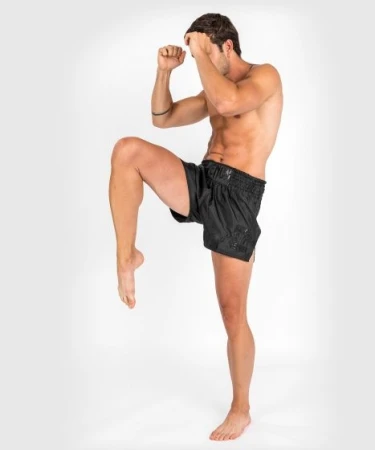VENUM SPODENKI MUAY THAI CLASSIC BLACK/BLACK