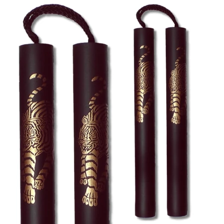 nunchaku_sznu_tygrys.jpg