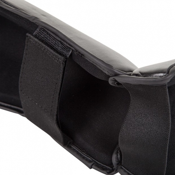 VENUM OCHRANIACZ GOLENI I STOPY CHALLENGER STANDUP BLACK/WHITE