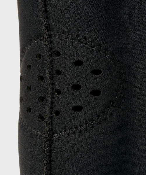 OCHRANIACZE NA KOLANA VENUM KONTACT GEL BLACK/GOLD